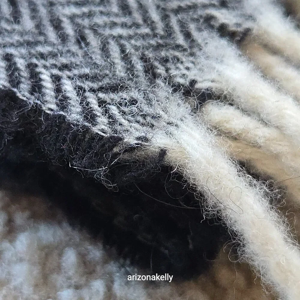 NWT Wool/Cashmere Blend Herringbone Black White Italy Il Moro Firenze - Picture 13 of 13